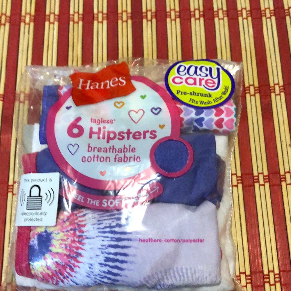 “NWT” Girl’s Hanes 6 pack easy care breathable